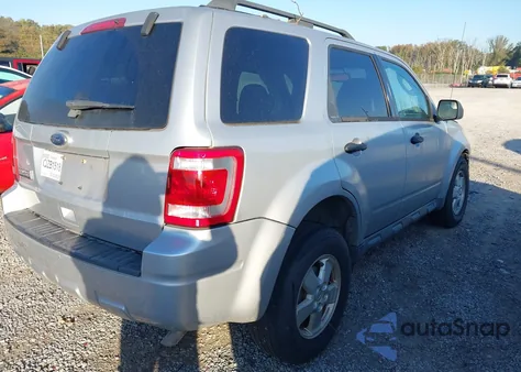2010 Ford Escape Xlt from USA, damaged, VIN 1FMCU9D78AKD30127